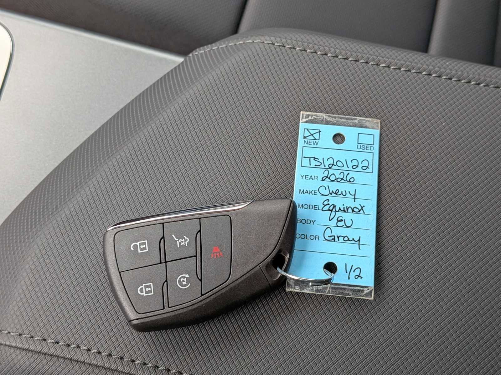 New 2026 Chevrolet Equinox EV RS image 34