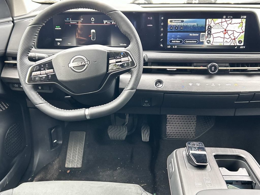 New 2025 Nissan Ariya AWD image 23