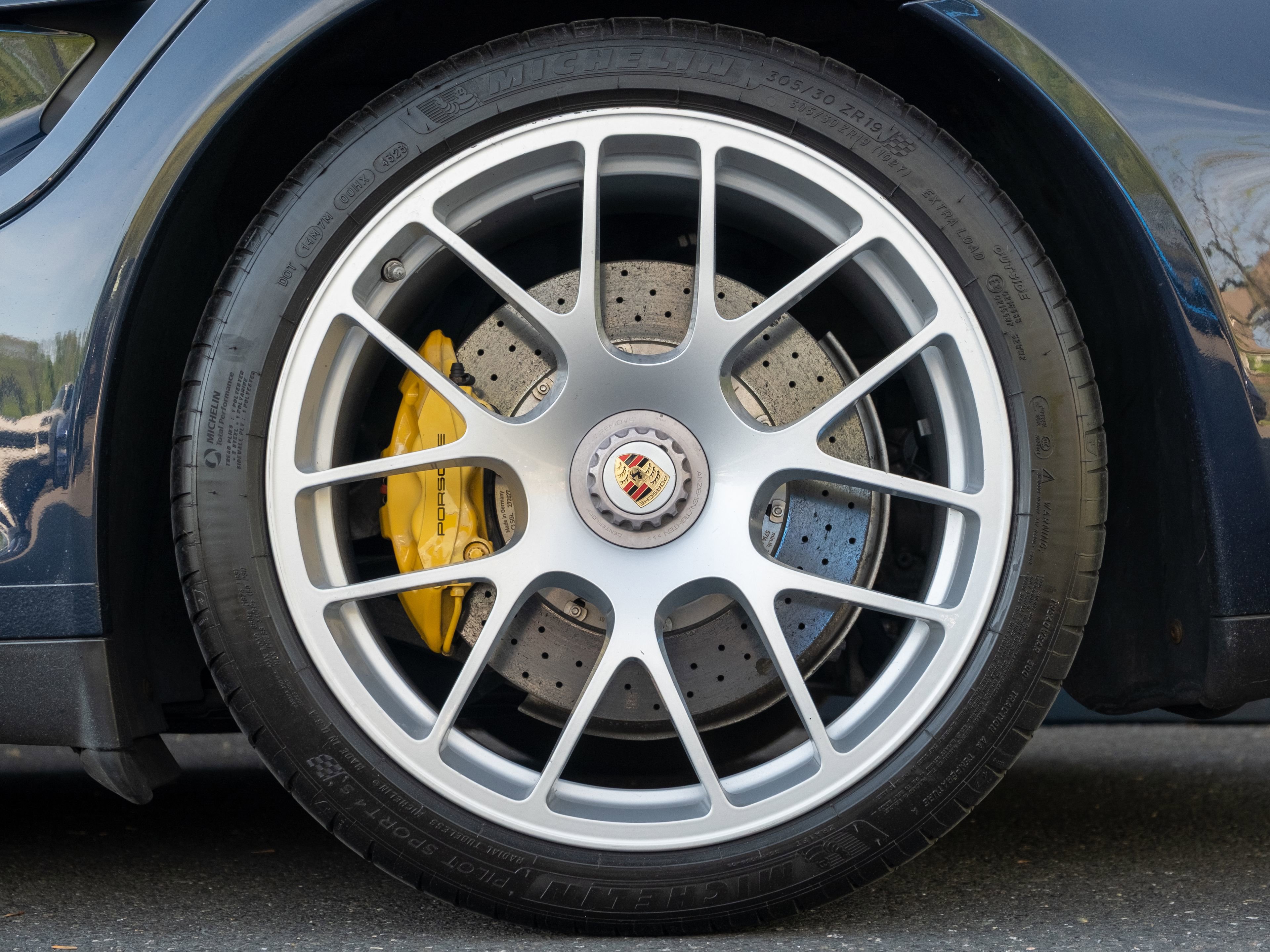 Used 2011 Porsche 911 Turbo S AWD/4WD image 13