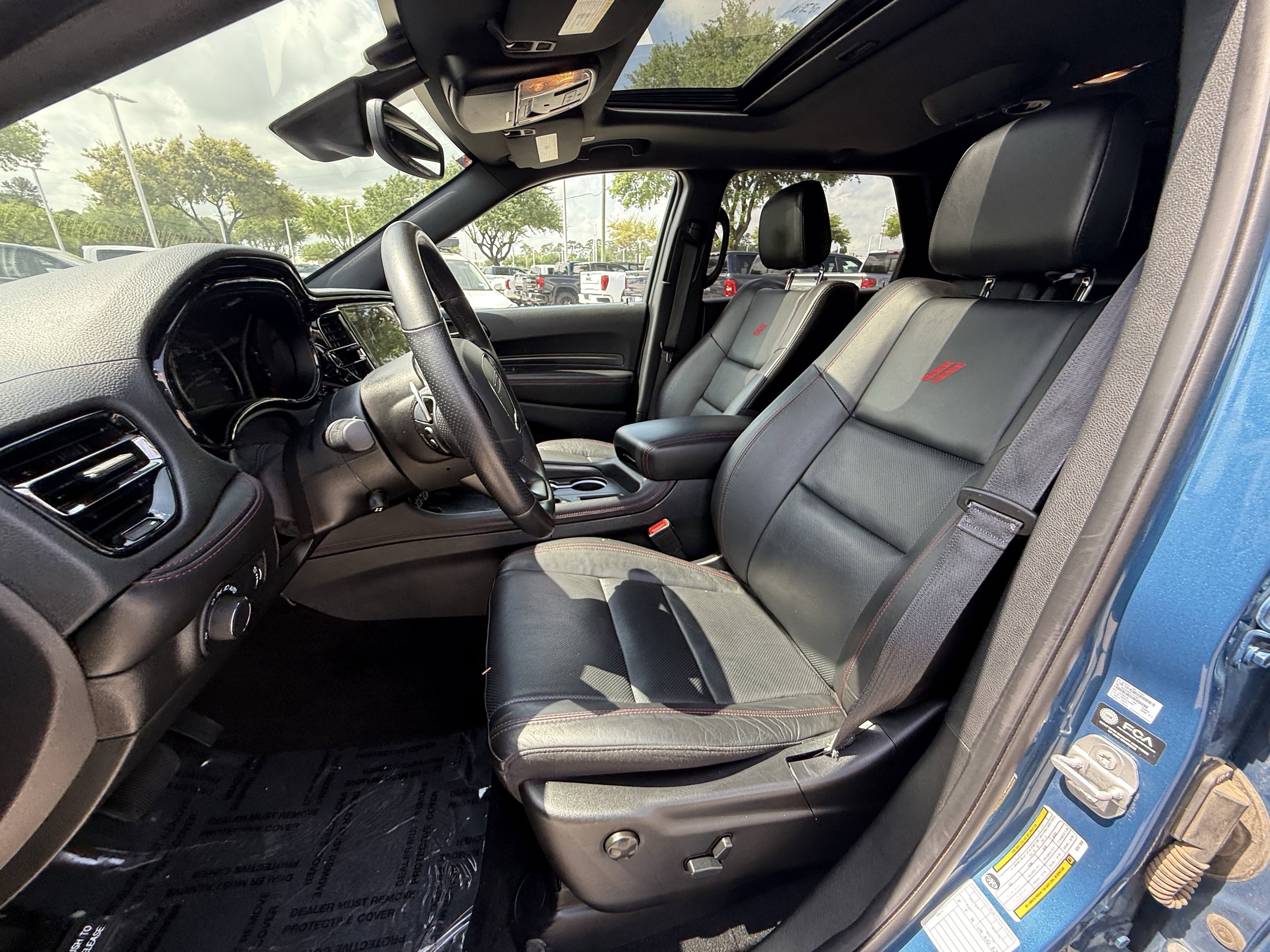 Used 2025 Dodge Durango GT image 28