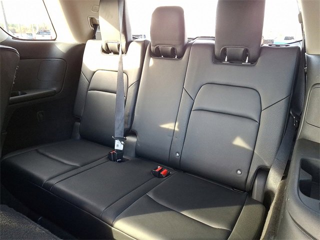 Used 2023 Nissan Pathfinder SL image 11