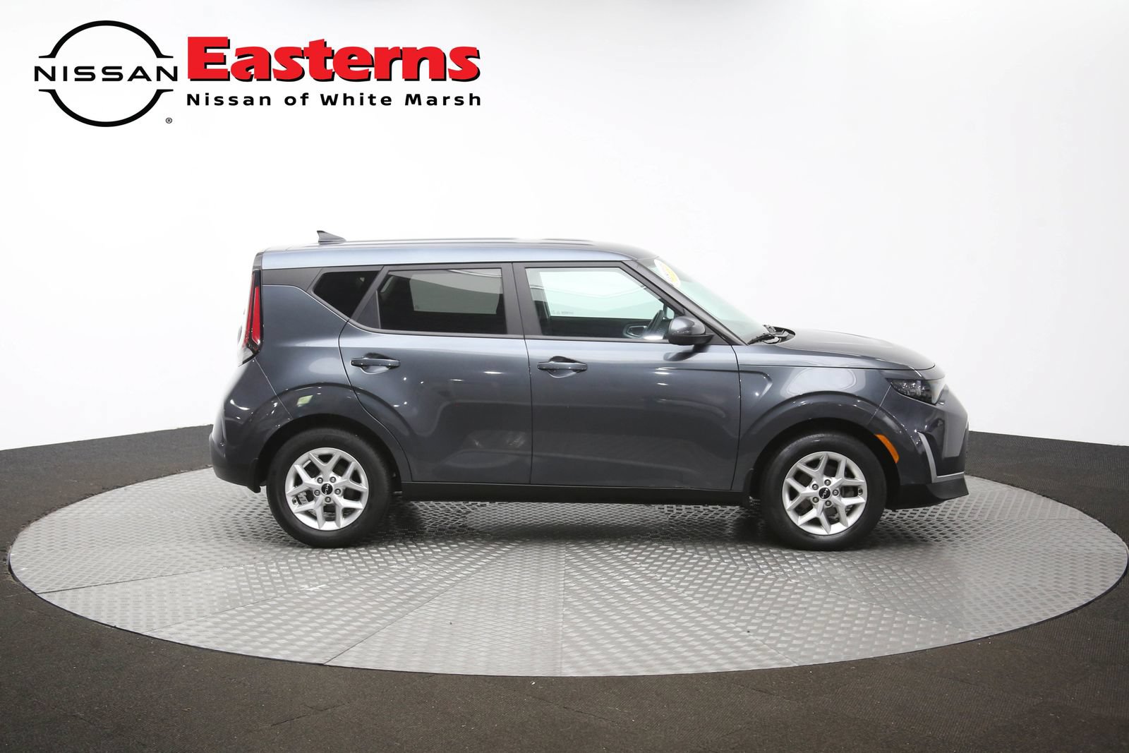Used 2023 Kia Soul LX w/ LX Technology Package FWD image 42