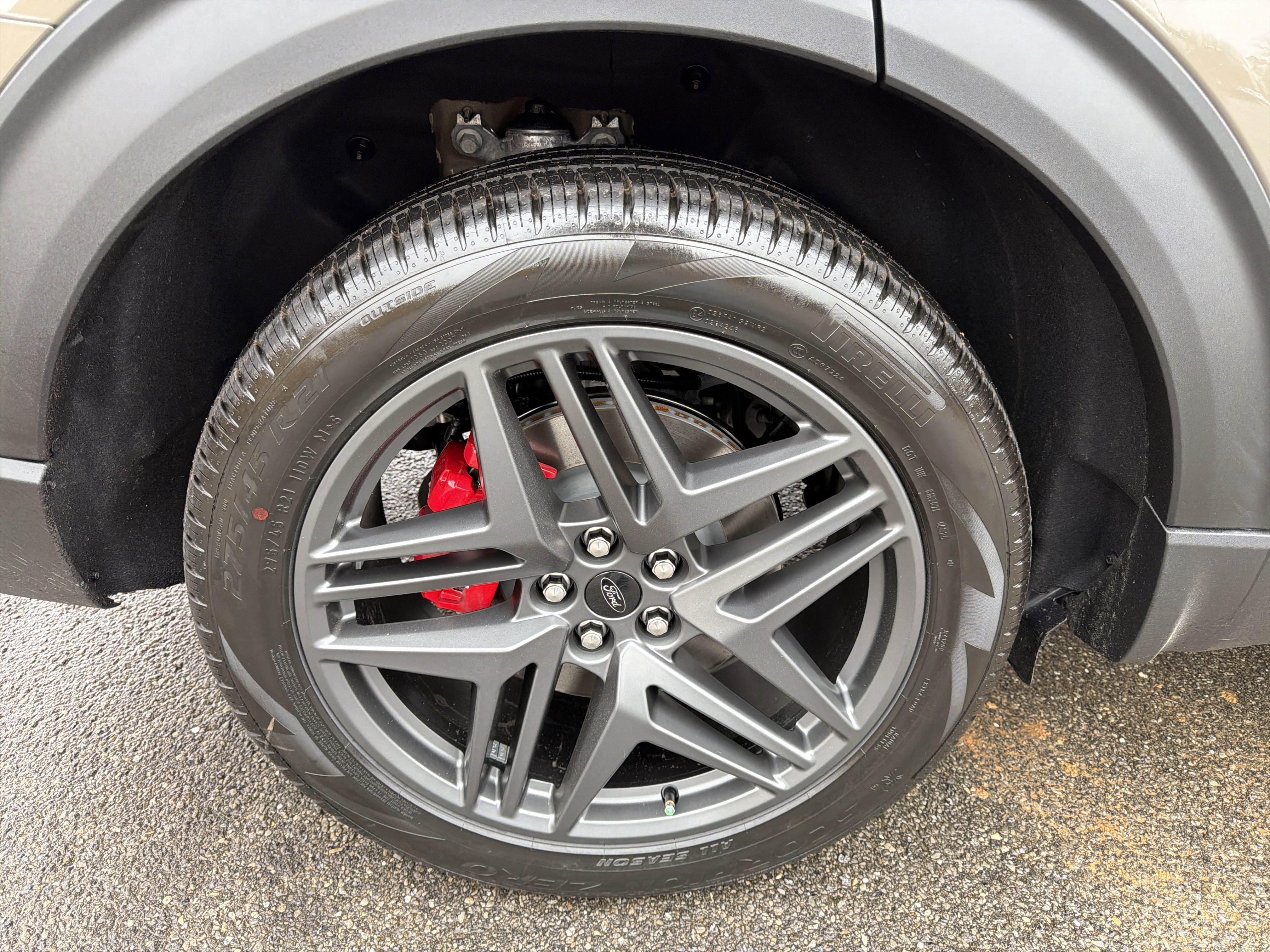 Used 2026 Ford Explorer ST w/ Sun And Sound Package image 18