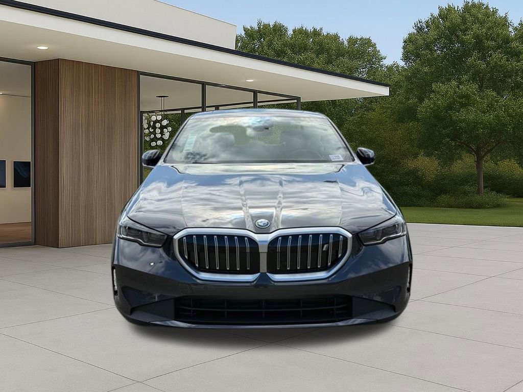 New 2026 BMW i5 eDrive40 w/ Premium Package image 4