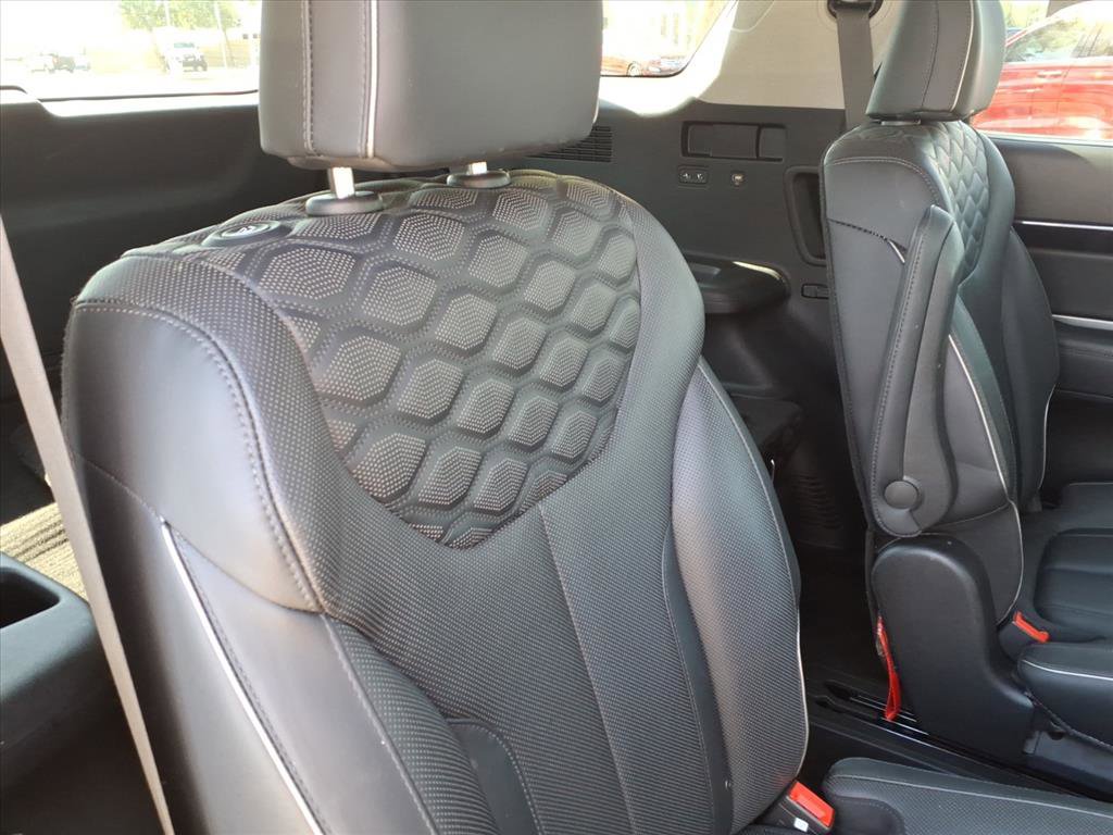 Used 2021 Hyundai Palisade Limited image 15