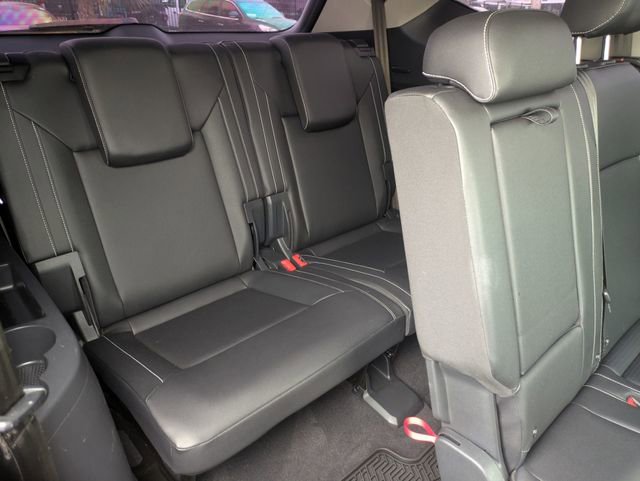 Used 2021 Volkswagen Atlas SE image 32