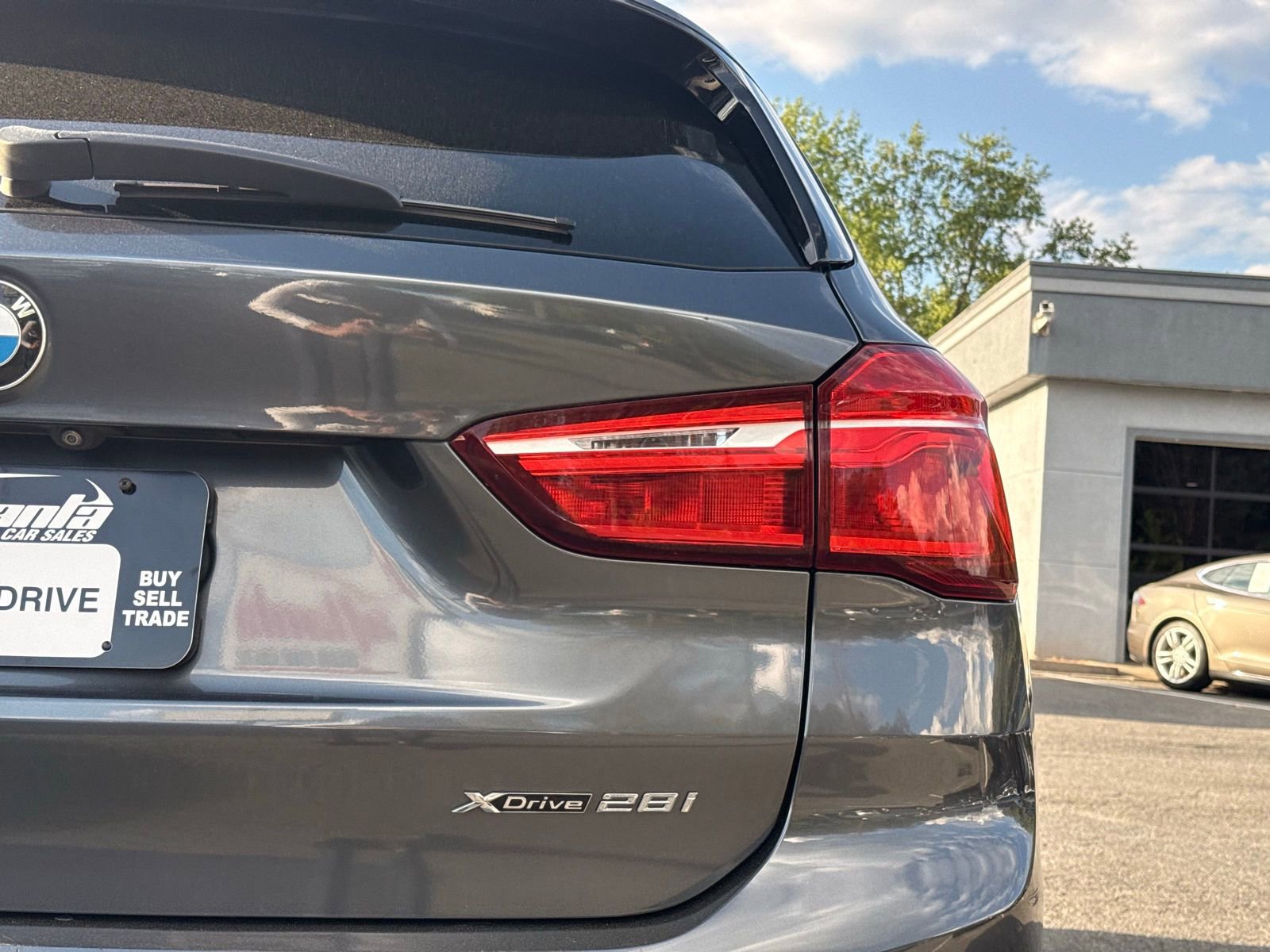 Used 2019 BMW X1 xDrive28i w/ Convenience Package image 10