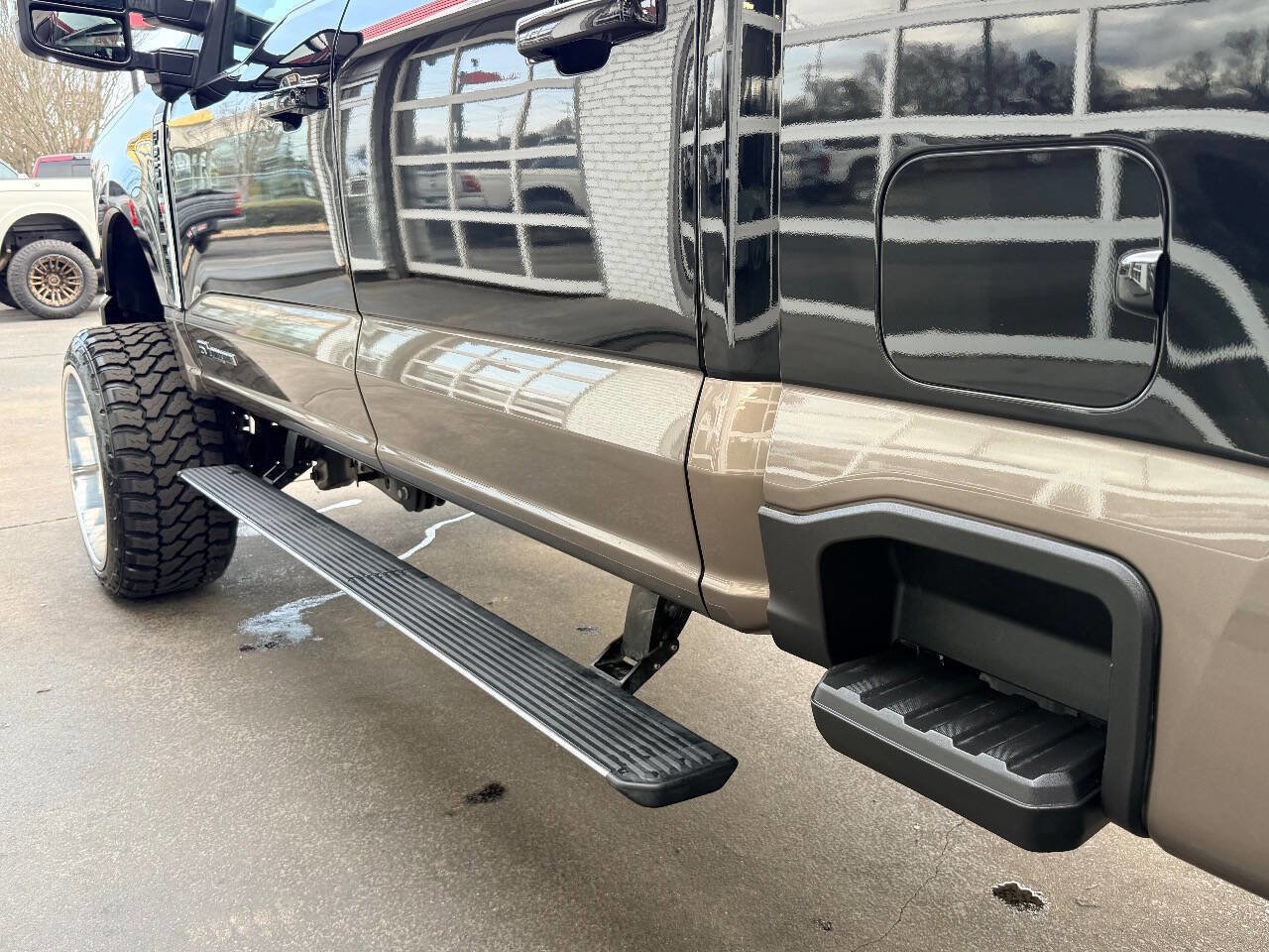 Used 2023 Ford F250 King Ranch w/ FX4 Off-Road Package image 20