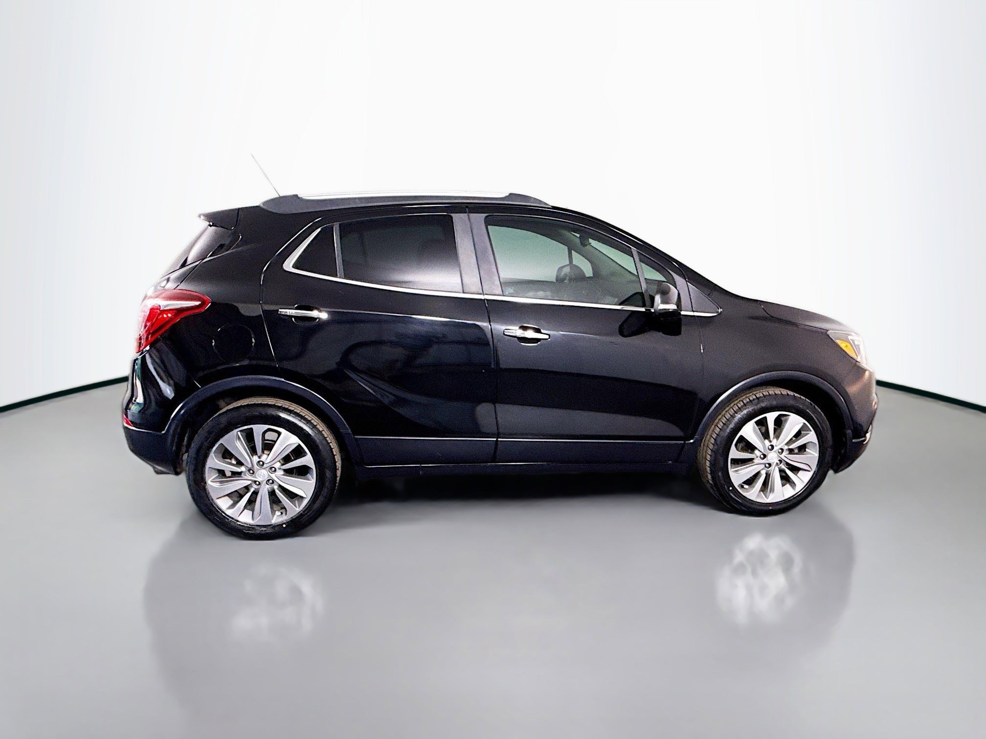 Used 2019 Buick Encore Preferred image 11