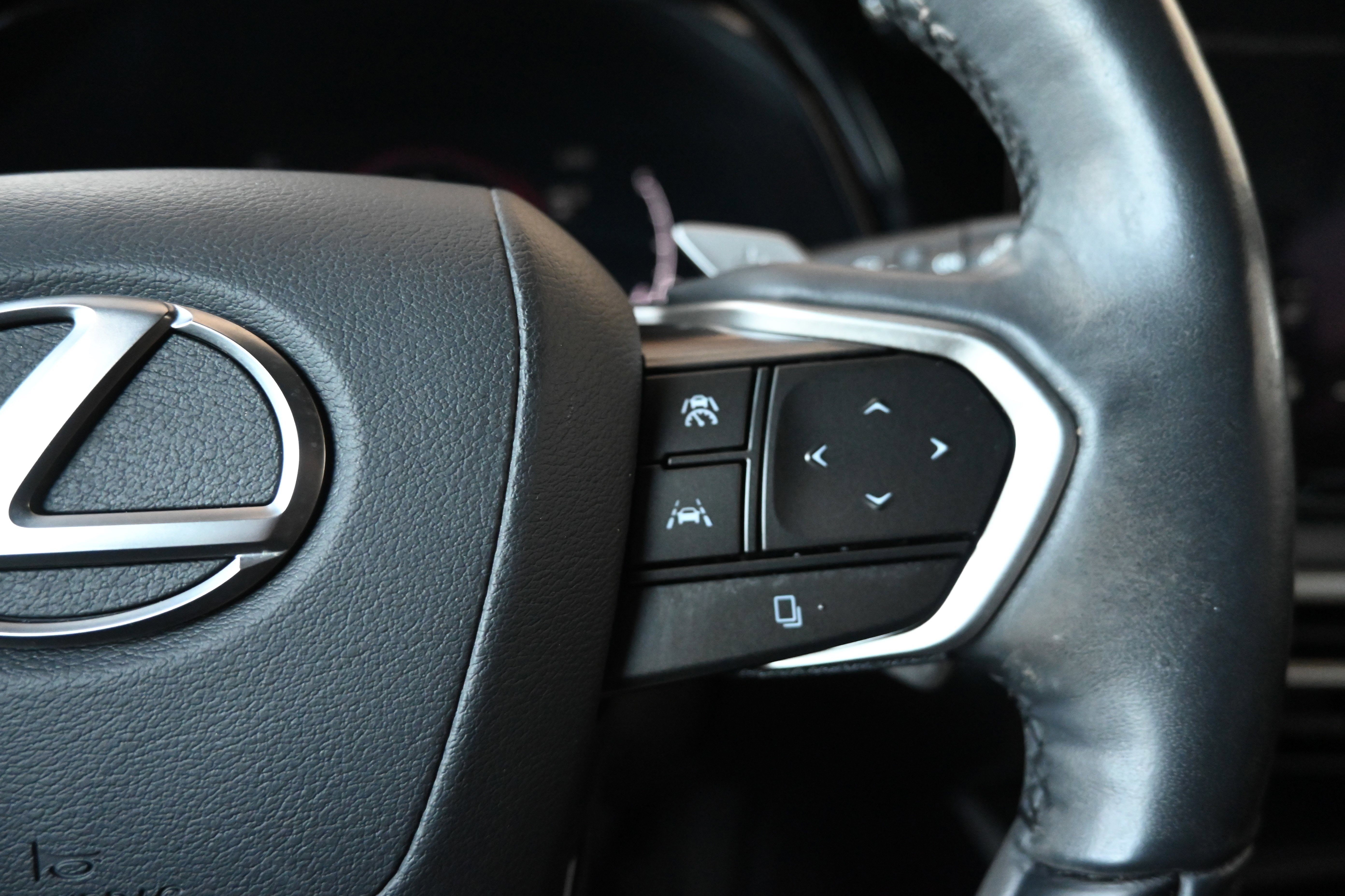 Used 2023 Lexus RX 350 Premium Plus w/ Accessory Package AWD/4WD image 19