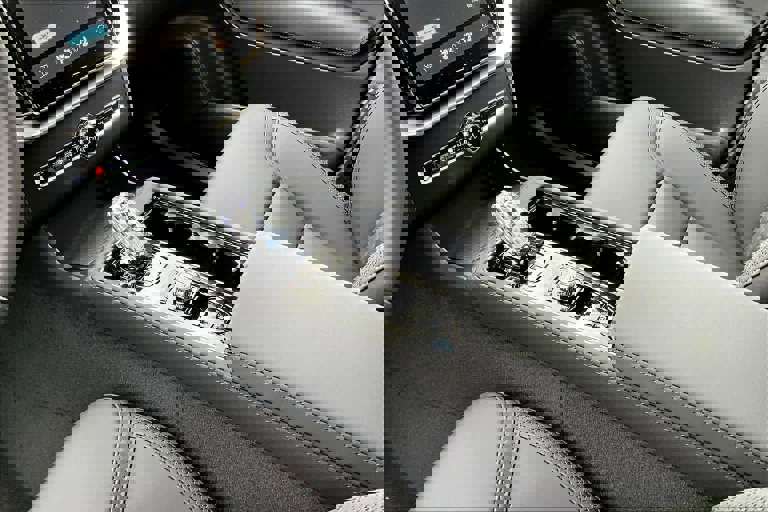 New 2026 Volvo XC90 B6 Plus w/ Protection Package Premier image 10