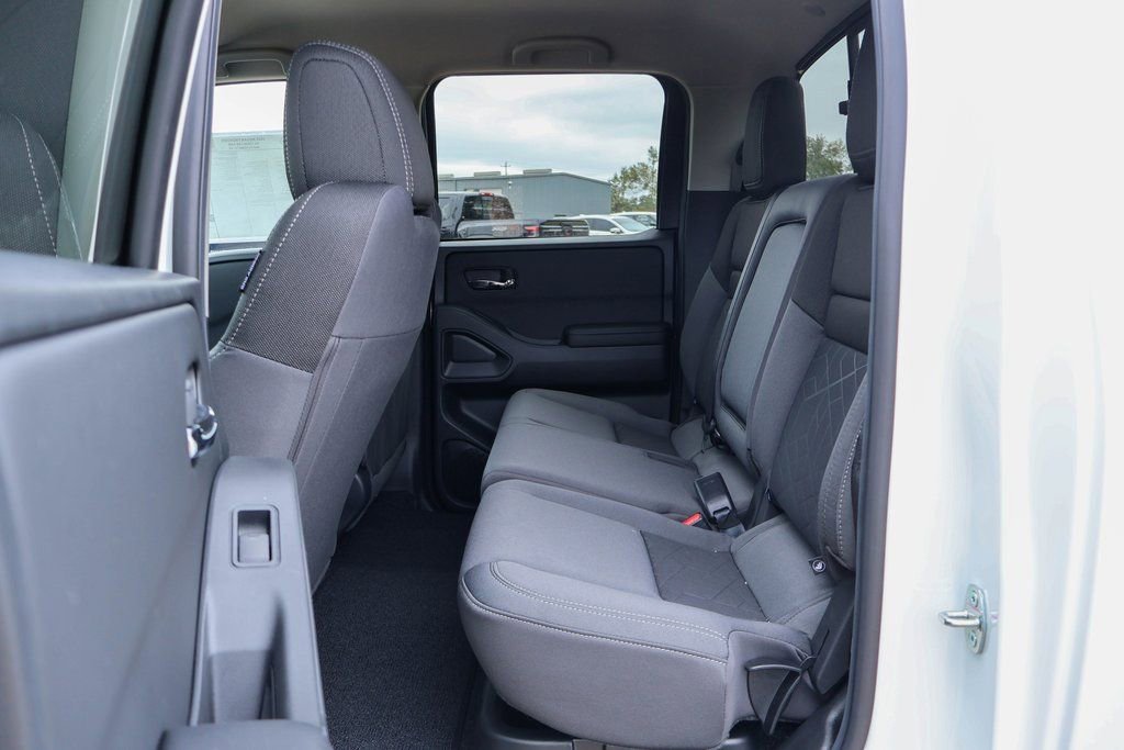 New 2026 Nissan Frontier SV image 8