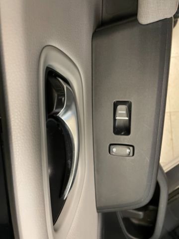 Used 2024 Honda Pilot LX image 18