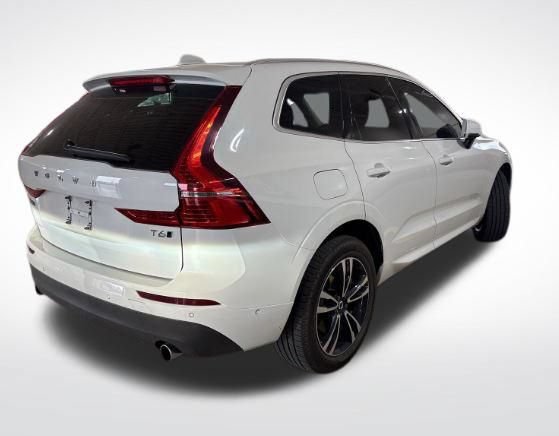 Used 2019 Volvo XC60 T6 Momentum w/ Premium Package AWD/4WD image 5