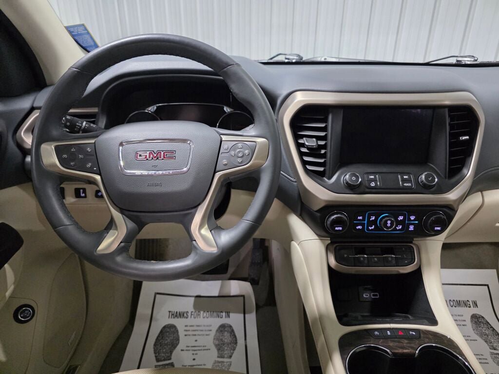 Used 2023 GMC Acadia Denali AWD/4WD image 8