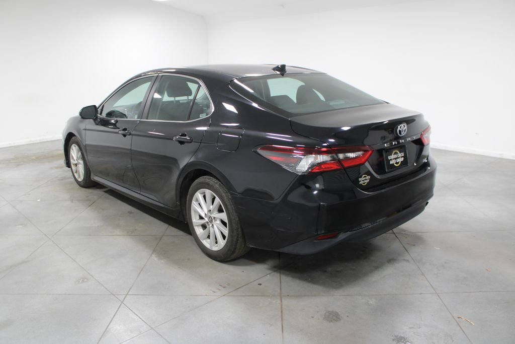 Used 2024 Toyota Camry LE image 7