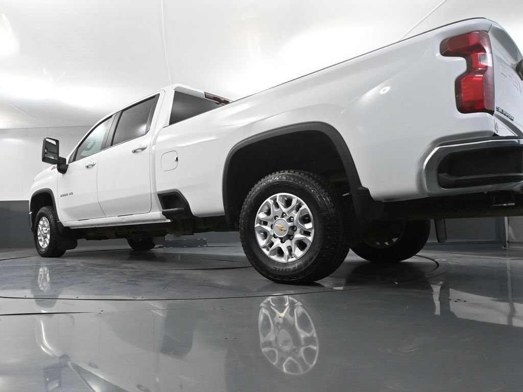 Used 2025 Chevrolet Silverado 3500 LT w/ Safety Package AWD/4WD image 53