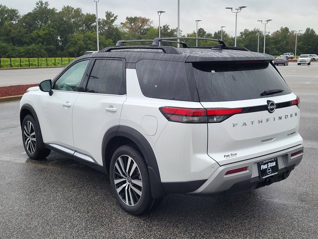 New 2025 Nissan Pathfinder Platinum w/ Cargo Package image 6