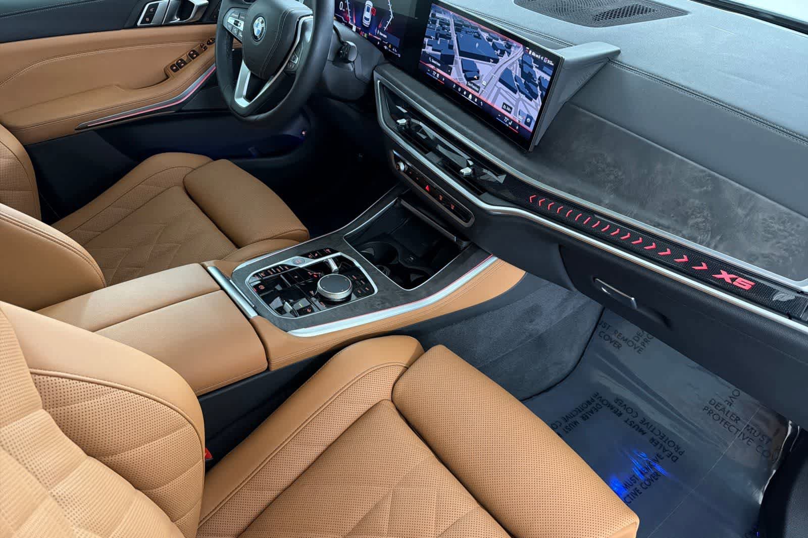 Used 2024 BMW X5 xDrive50e w/ Premium Package AWD/4WD image 16