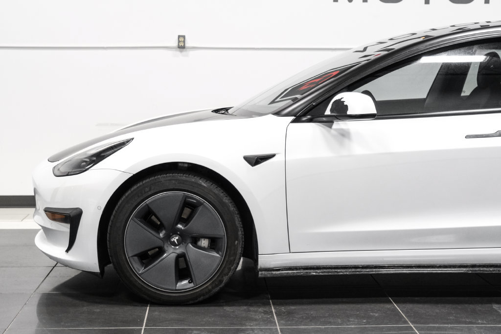 Used 2022 Tesla Model 3 Long Range AWD/4WD image 13