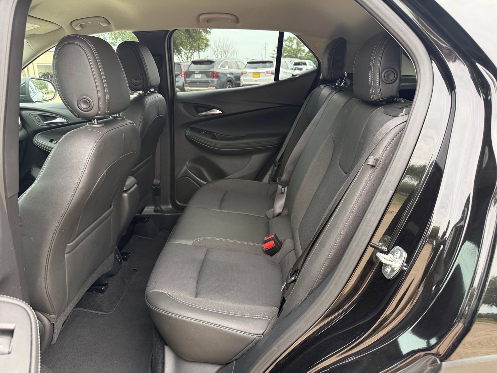 Used 2025 Buick Encore GX Preferred FWD image 27