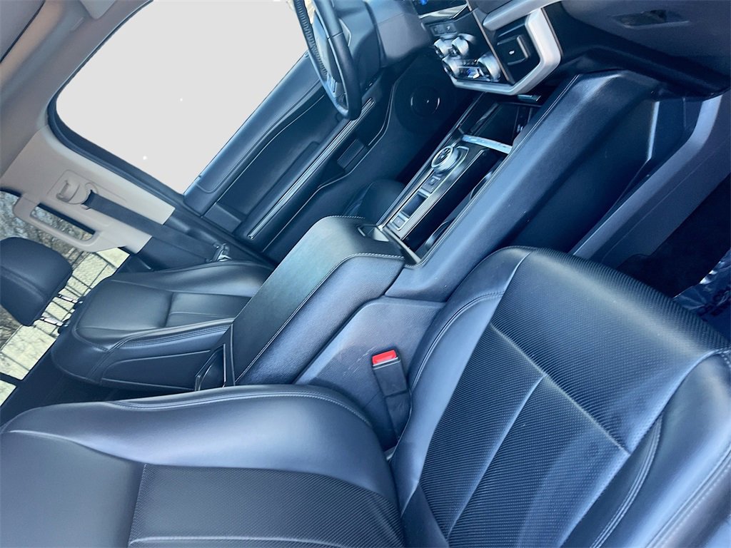 Used 2023 Ford Expedition XLT image 31