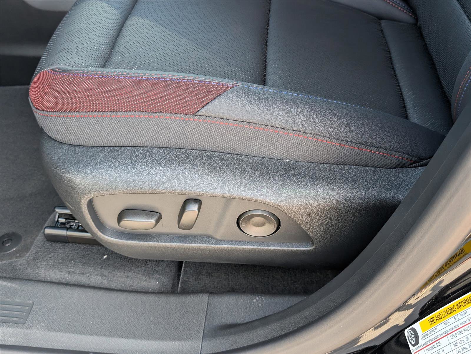 New 2026 Chevrolet Equinox RS w/ Convenience Package III image 17