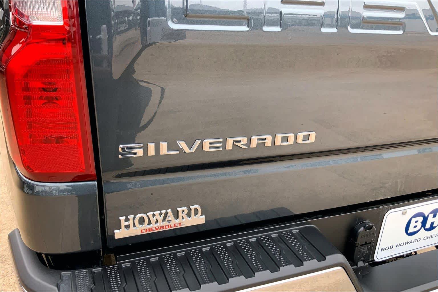 Used 2019 Chevrolet Silverado 1500 LT w/ Texas Edition AWD/4WD image 29