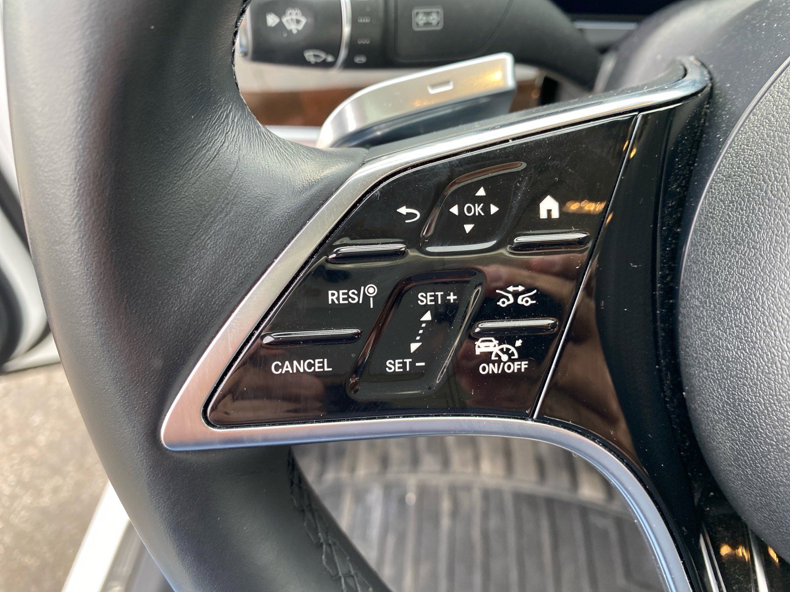 Used 2021 Mercedes-Benz E 350 4MATIC Sedan image 18