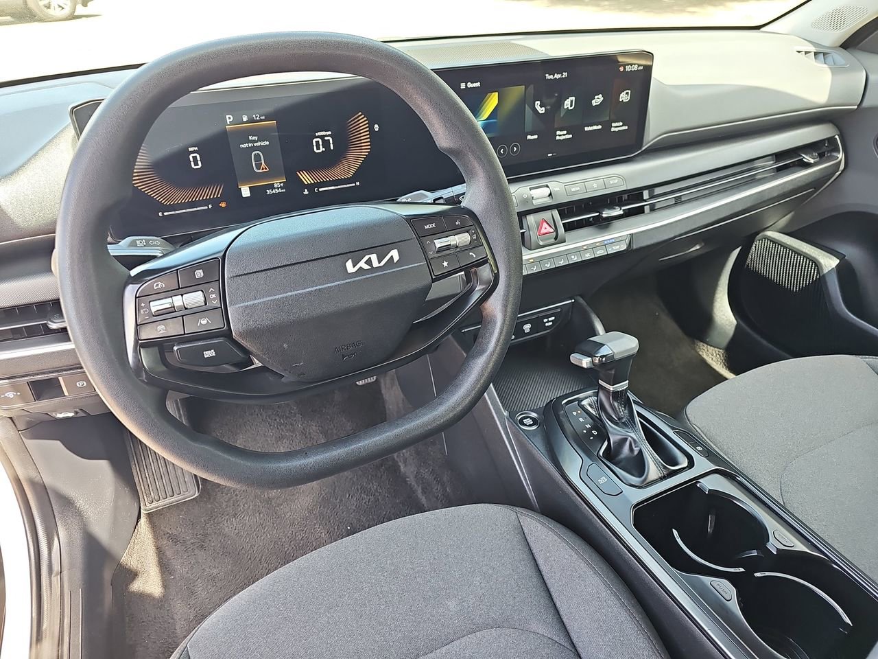 Used 2025 Kia K4 LXS FWD image 15