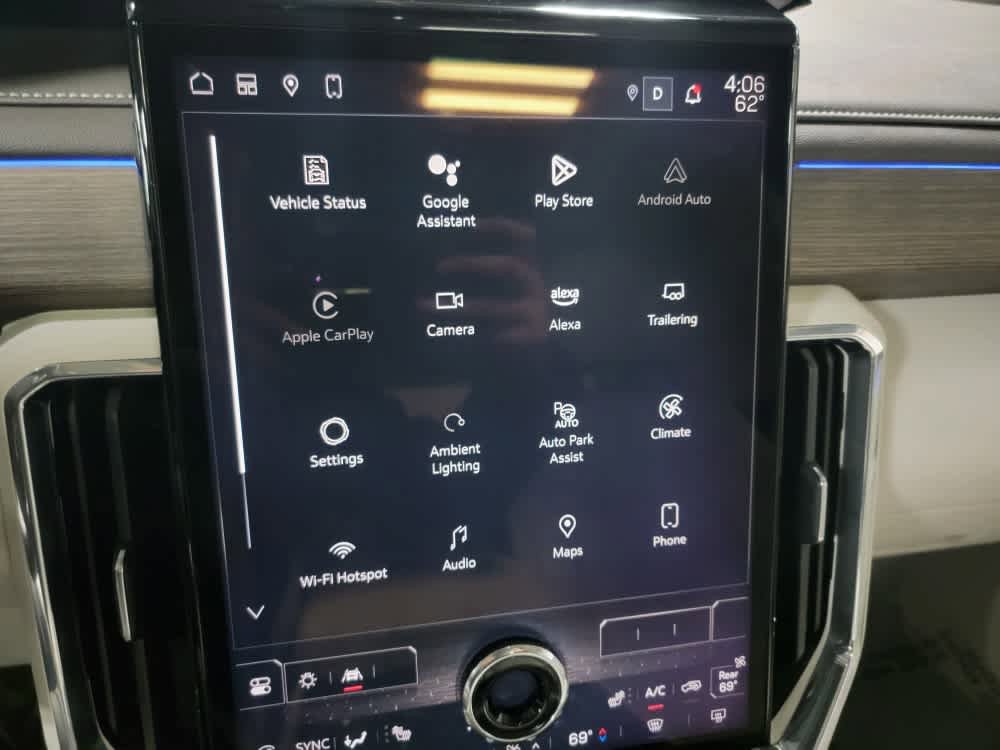 Certified 2024 GMC Acadia Denali w/ Super Cruise Package image 20