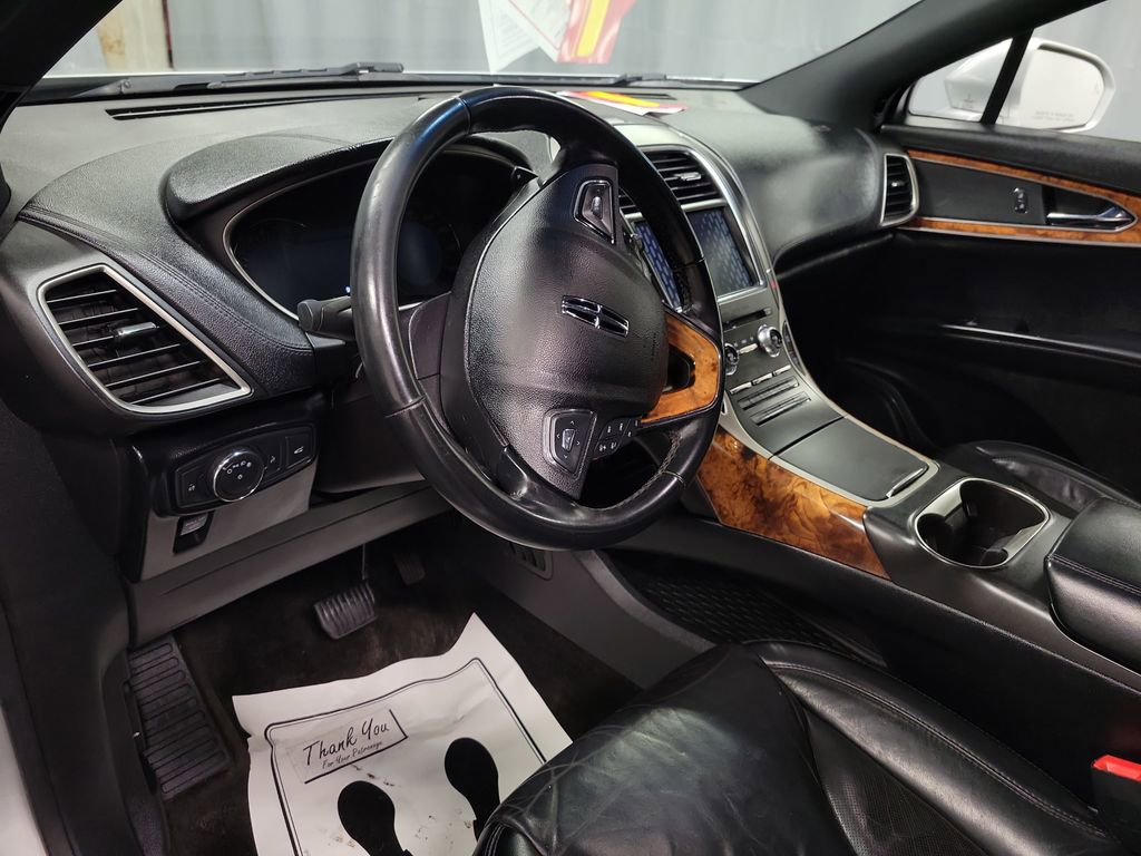 Used 2018 Lincoln MKX Select w/ Select Plus Package image 14