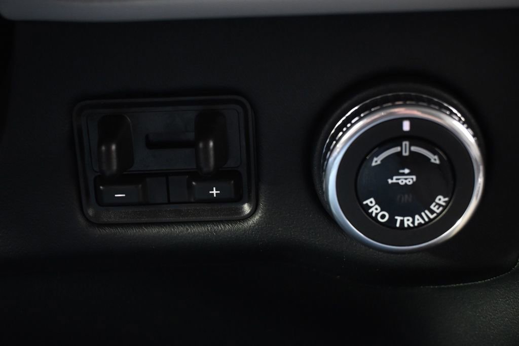 New 2026 Lincoln Navigator L Reserve w/ Jet Appearance Package image 32