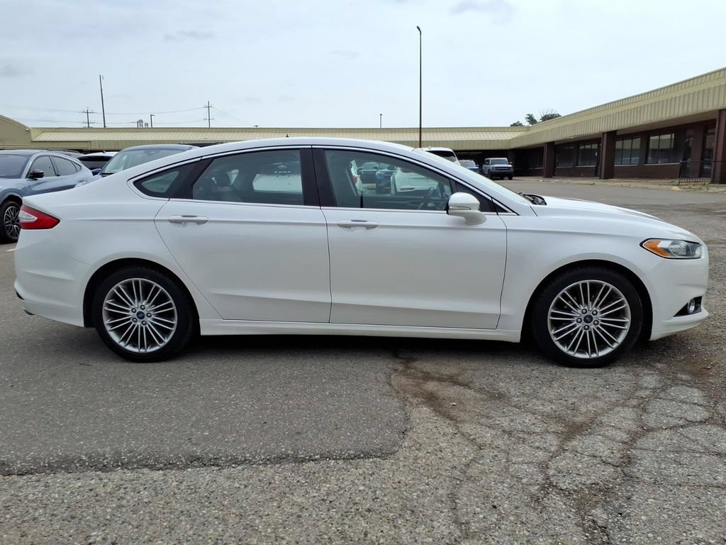 Used 2013 Ford Fusion SE FWD image 6