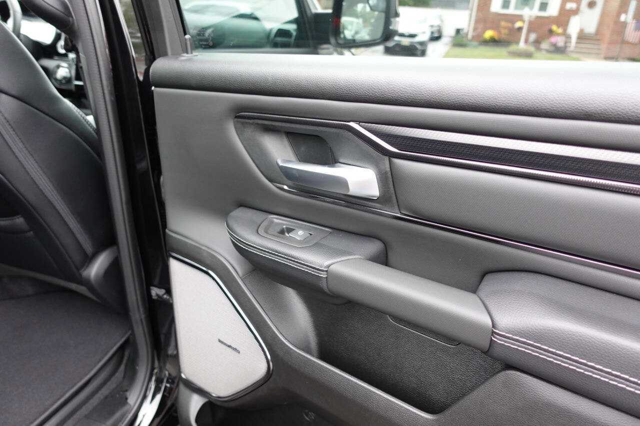 Used 2025 RAM 1500 Sport w/ Sport Level 1 Equipment Group AWD/4WD image 35