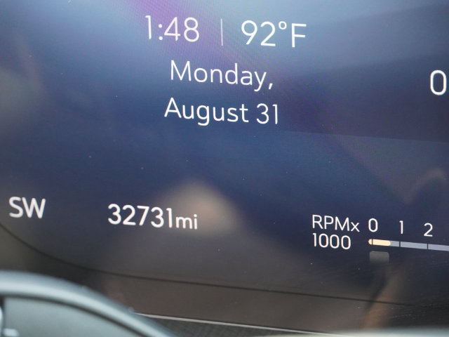 Used 2025 Buick Enclave Preferred FWD image 32