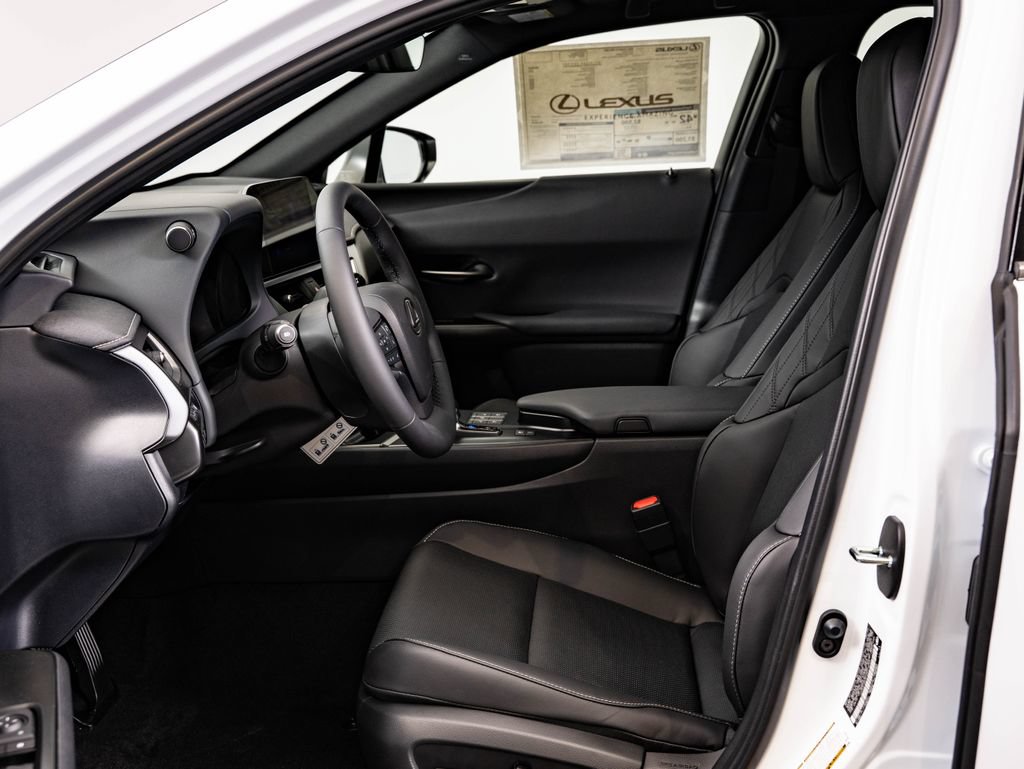 New 2026 Lexus UX 300h AWD image 23