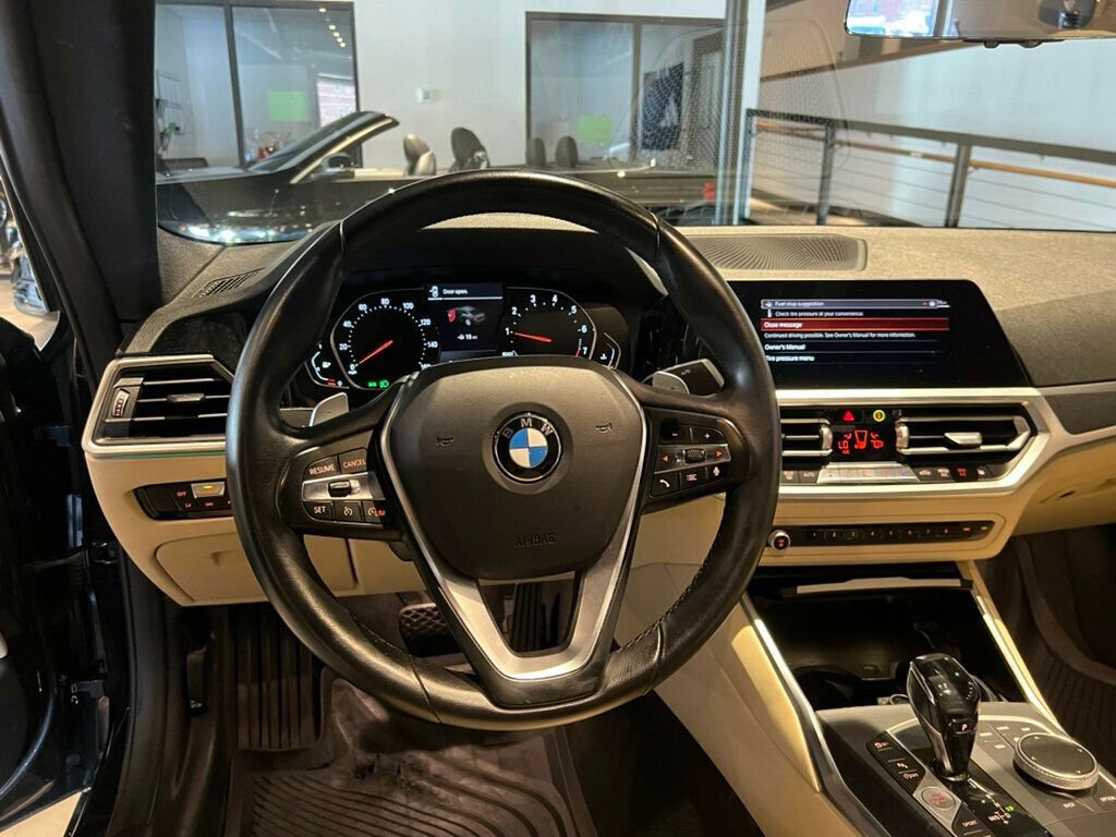 Used 2021 BMW 430i Coupe w/ Convenience Package image 17