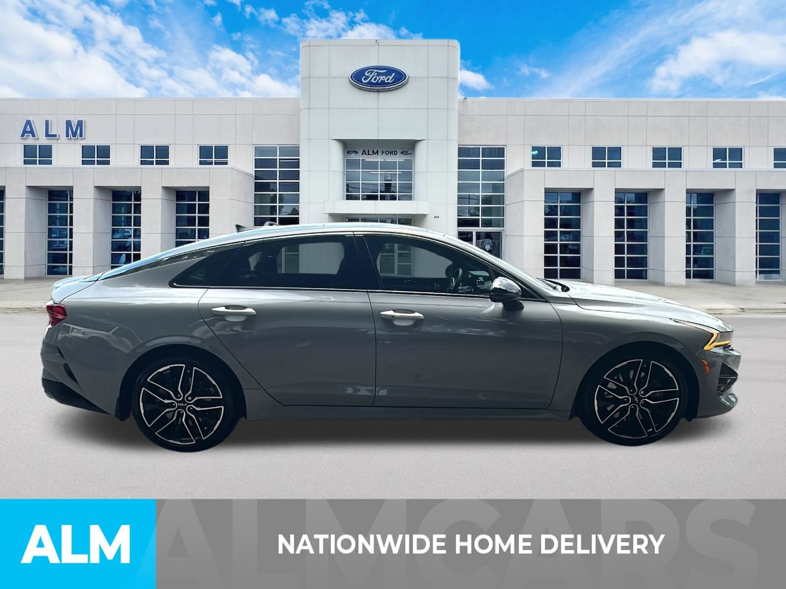 Used 2023 Kia K5 GT FWD image 4