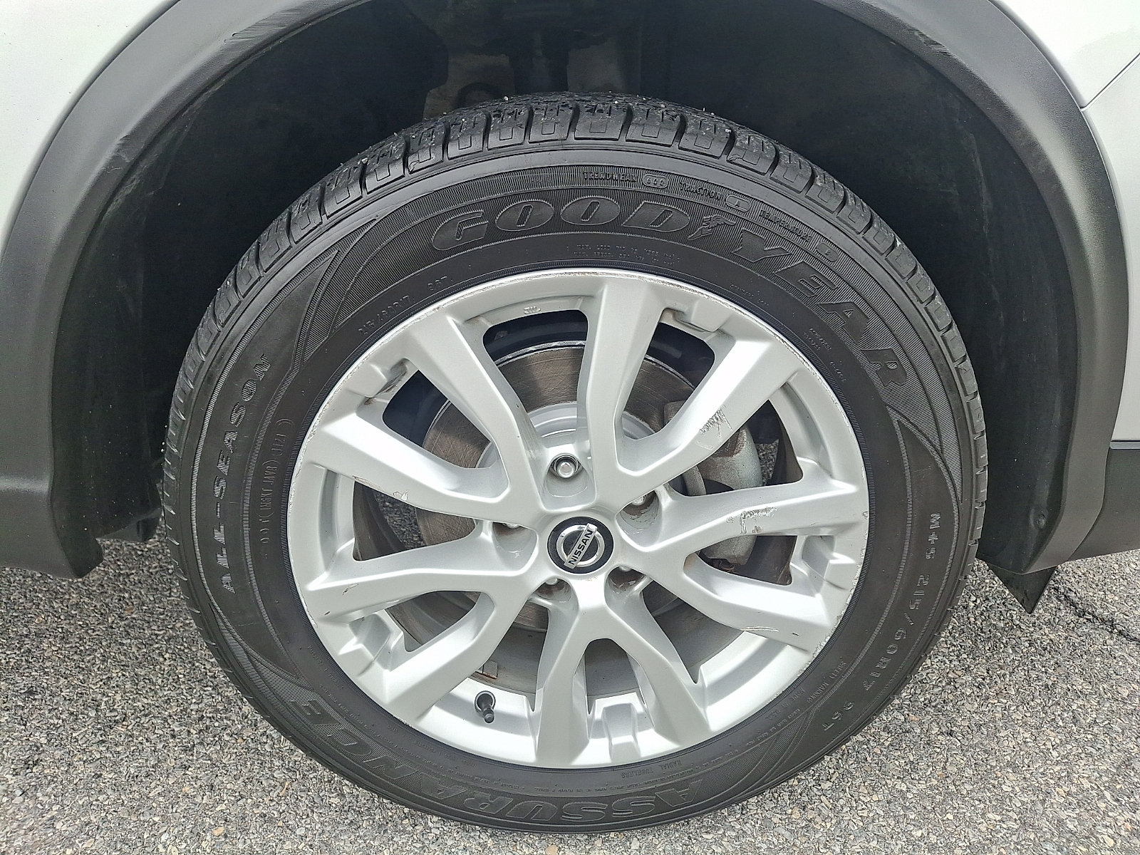 Used 2020 Nissan Rogue Sport SV w/ All-Weather Package AWD/4WD image 8