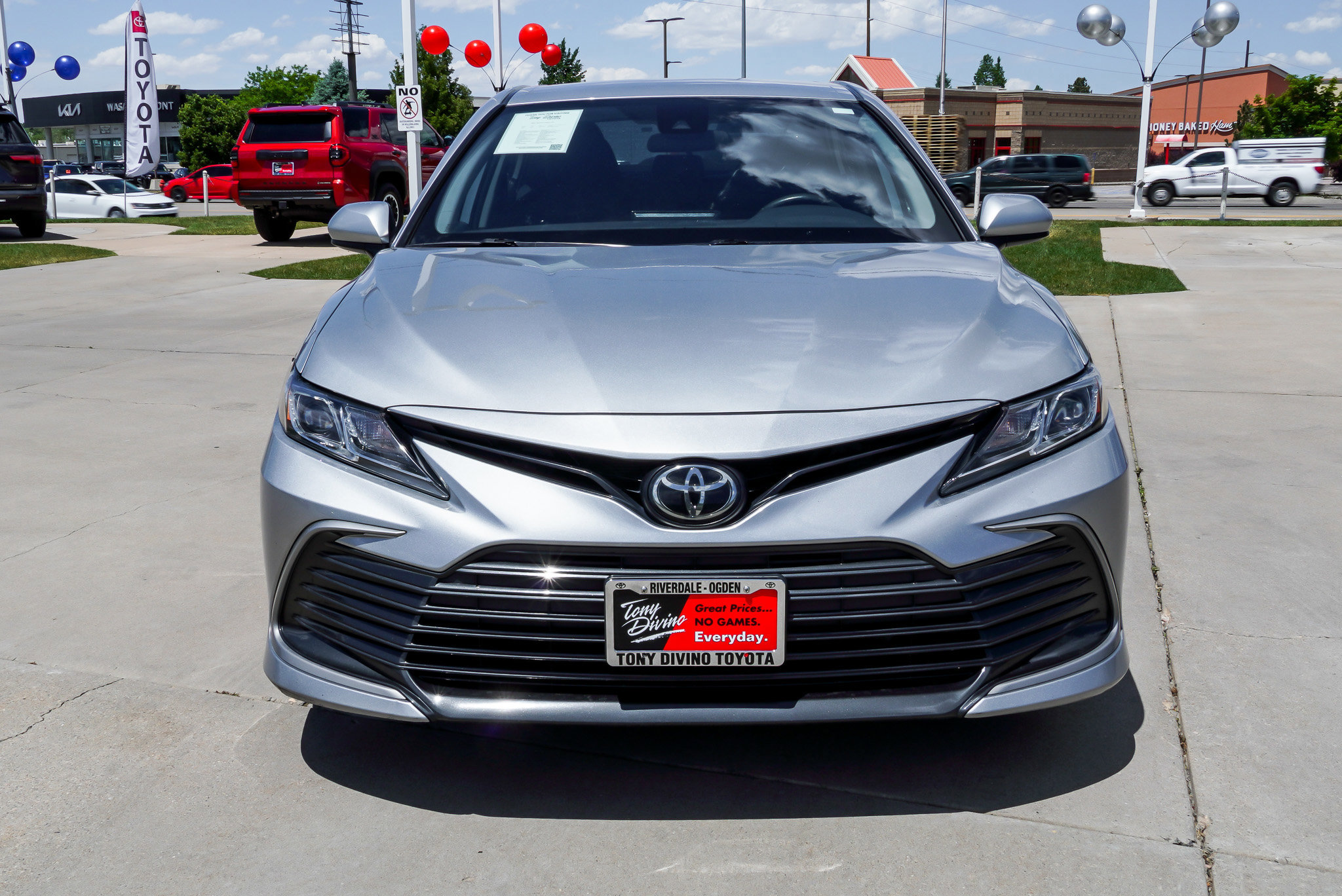 Certified 2022 Toyota Camry LE AWD/4WD image 3
