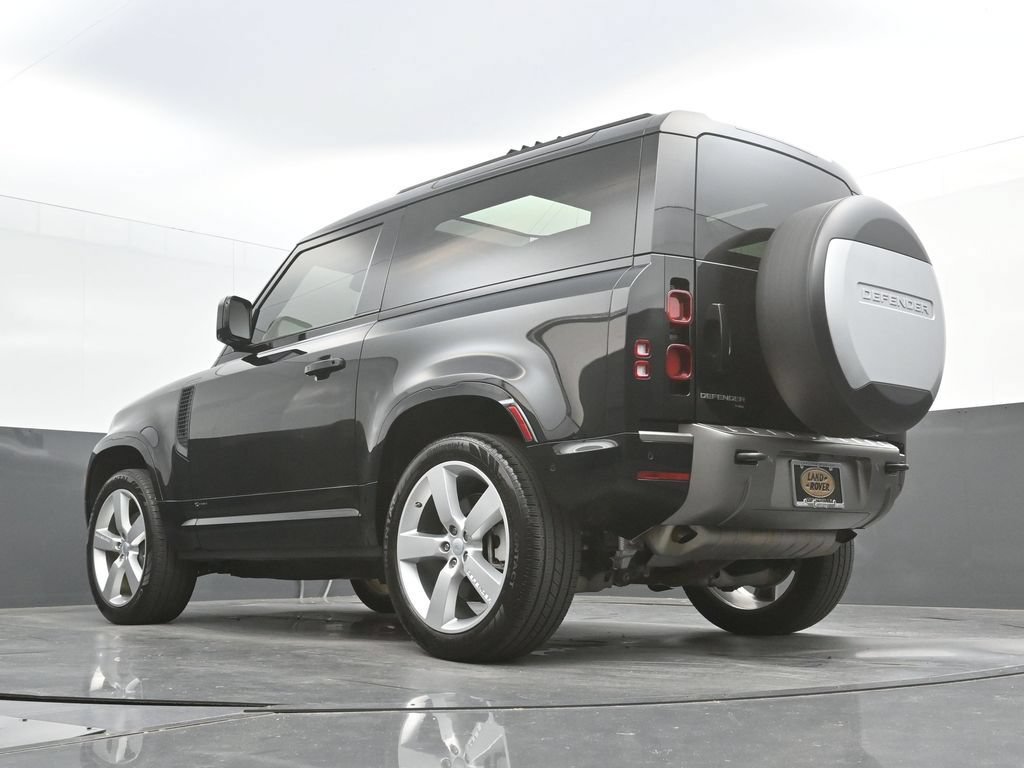 Used 2021 Land Rover Defender 90 X-Dynamic S AWD/4WD image 37