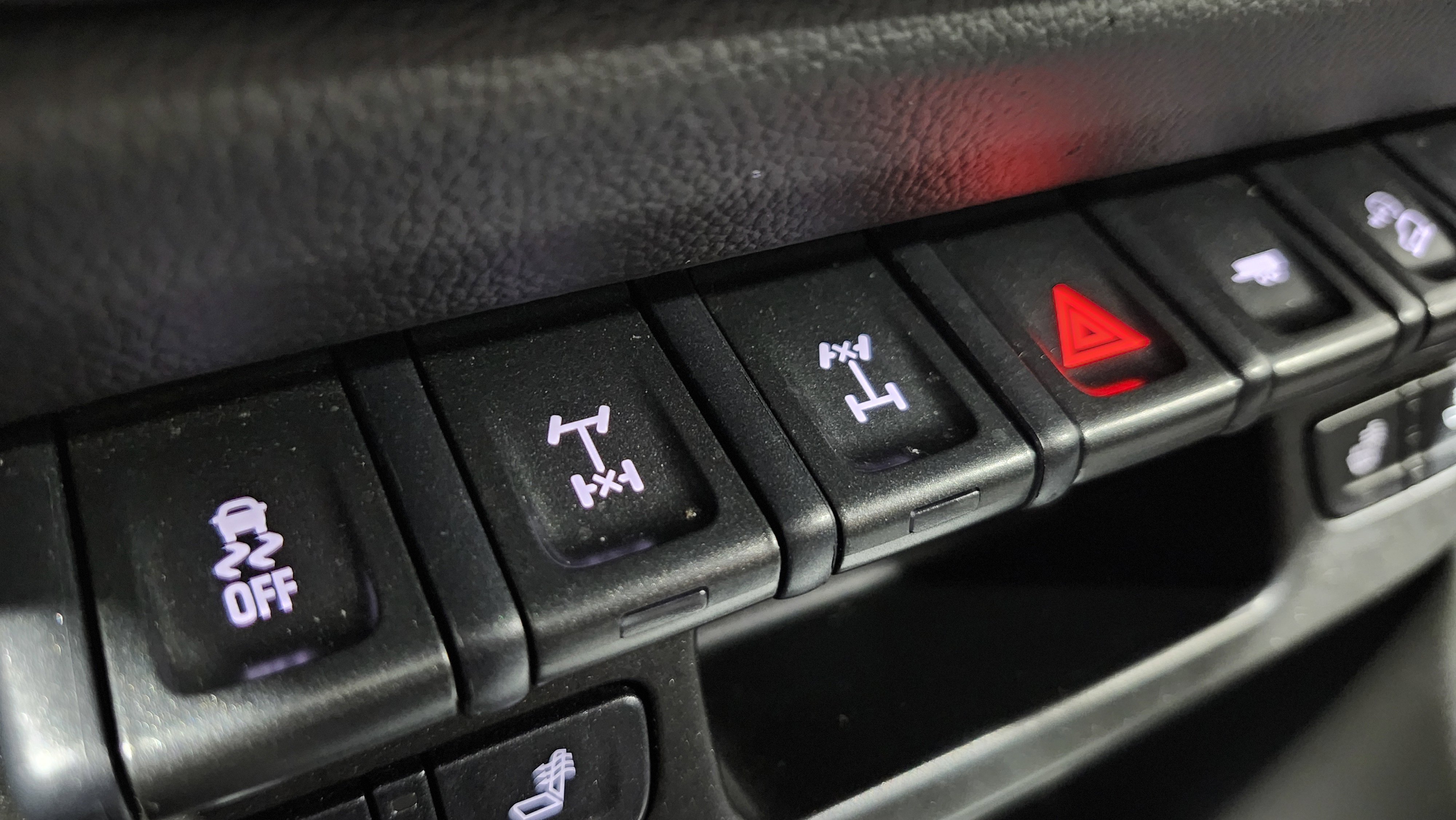 Used 2021 Chevrolet Colorado ZR2 w/ ZR2 Dusk Special Edition image 8