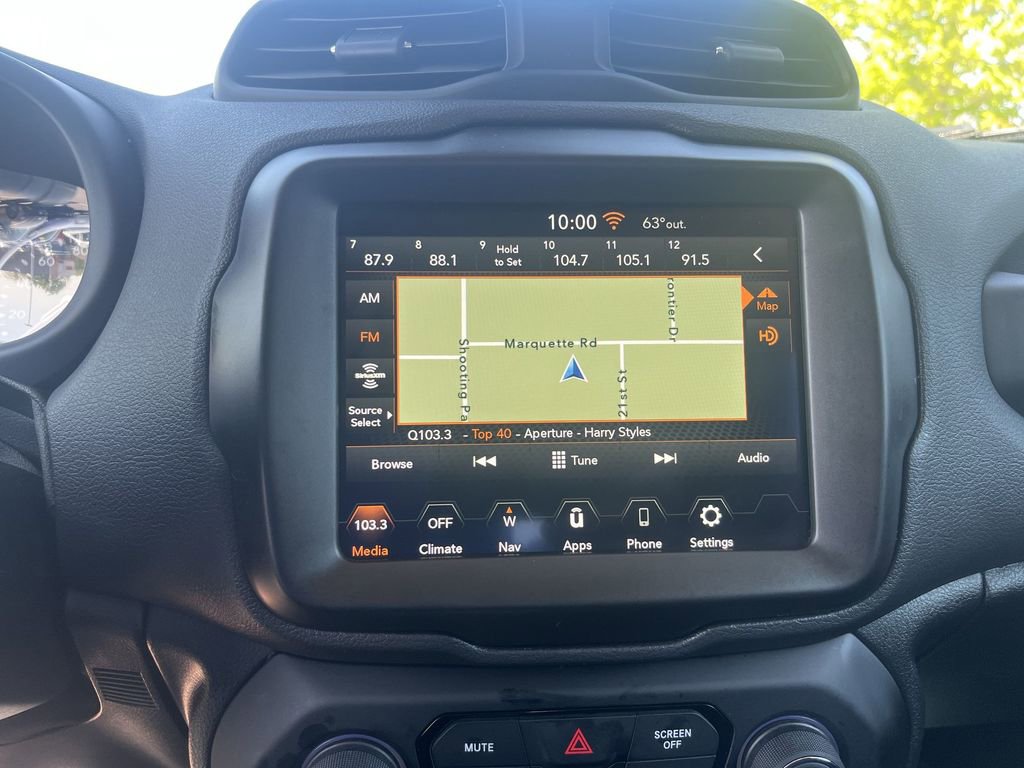 Used 2023 Jeep Renegade Trailhawk AWD/4WD image 12