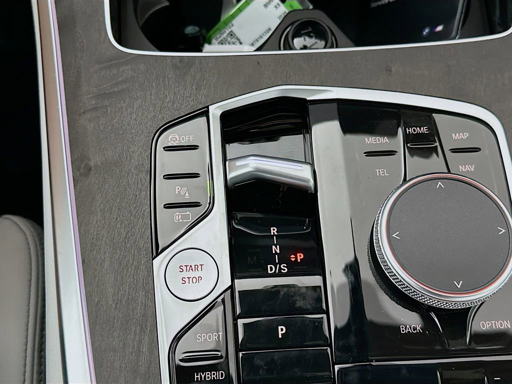 New 2026 BMW X5 xDrive50e w/ Premium Package image 22