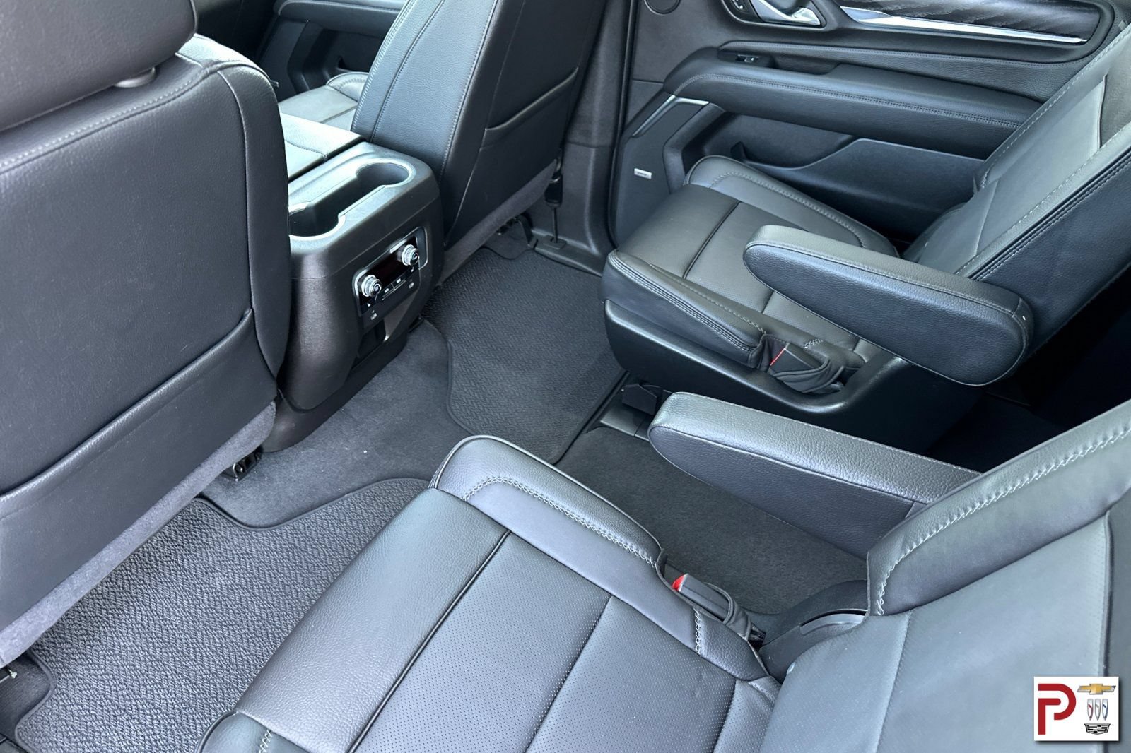 Certified 2024 GMC Yukon XL Denali AWD/4WD image 13