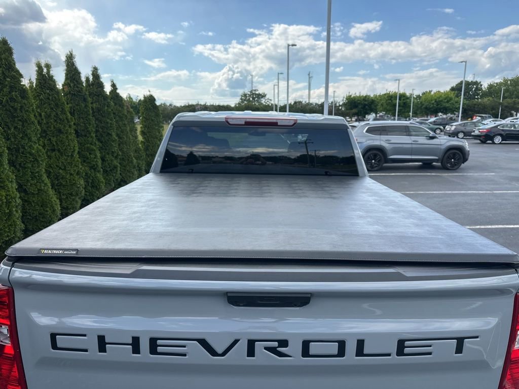 Used 2025 Chevrolet Silverado 1500 Custom Trail Boss w/ LPO, Dark Essentials Package AWD/4WD image 35