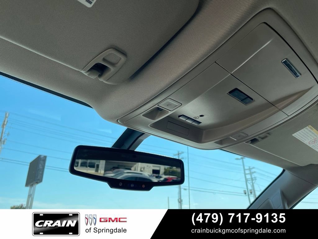 Used 2016 GMC Sierra 2500 SLT w/ Duramax Plus Package AWD/4WD image 21