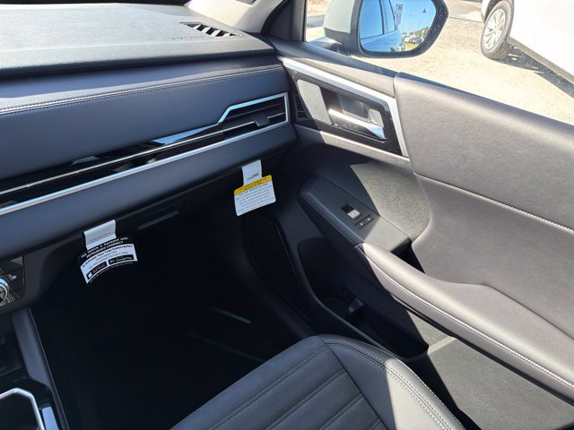 New 2026 Mitsubishi Outlander SE FWD image 21