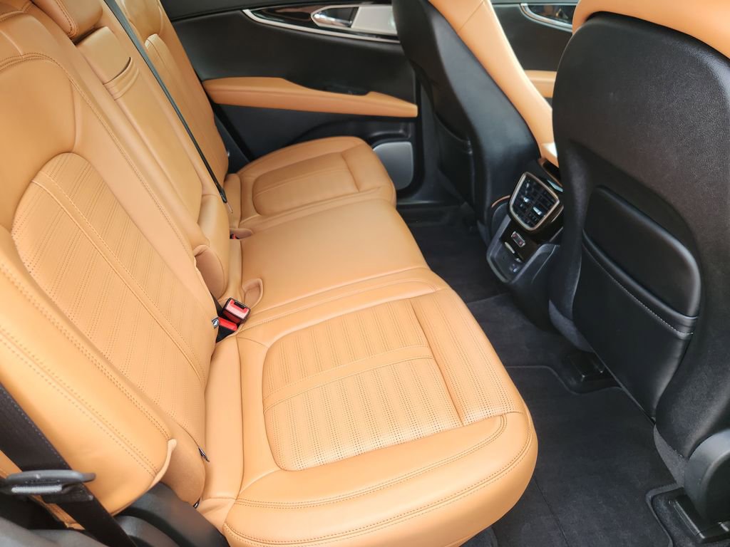 Used 2022 Lincoln Nautilus Black Label w/ Class II Trailer Tow Package image 34